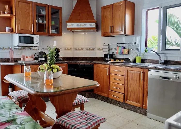 La Marieta Tatil Evi Callao Salvaje